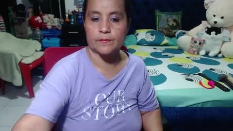 Snapshot of pervert_mommy_x chatting on 12.24.24 SAMY online show from 12.24.24