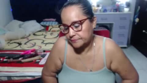 Snapshot of pervert_mommy_x chatting on 04.29.26 SAMY online show from 04.29.26