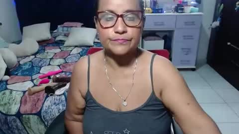 Snapshot of pervert_mommy_x chatting on 05.07.26 SAMY online show from 05.07.26