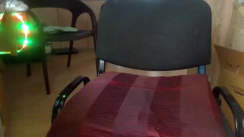 peta000007 online show from 10.24.25