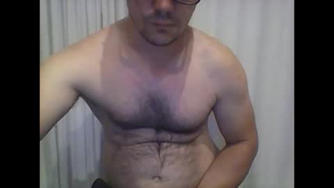 Snapshot of peter_7776 chatting on 02.09.25 peter online show from 02.09.25