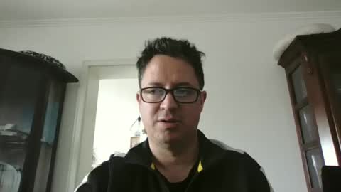 Snapshot of peter_s1275 chatting on 03.10.25 Peter online show from 03.10.25