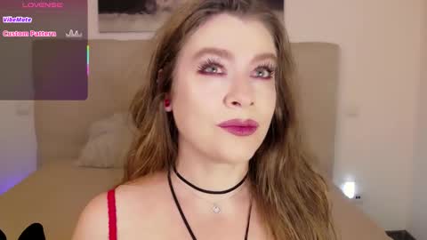 Snapshot of petersemily chatting on 10.22.25 Peters Emily online show from 10.22.25