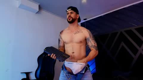 Snapshot of petesevans_1 chatting on 04.18.26 PETES EVANS new account online show from 04.18.26