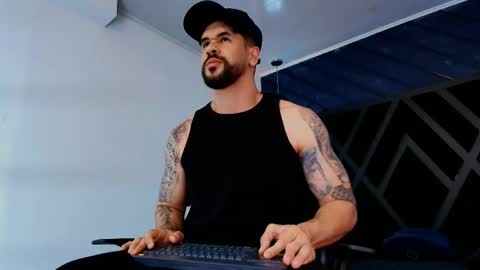 Snapshot of petesevans_1 chatting on 04.19.26 PETES EVANS new account online show from 04.19.26