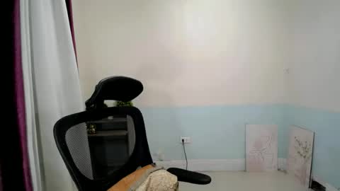 petite_angelxxx online show from 06.25.26