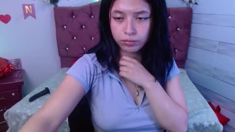 petite online show from 11.24.25