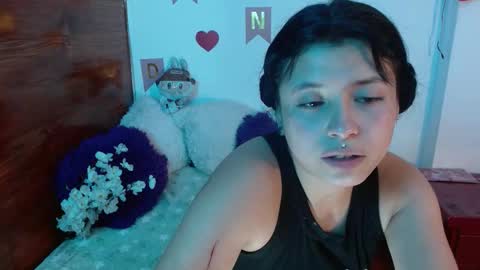 petite online show from 12.01.25