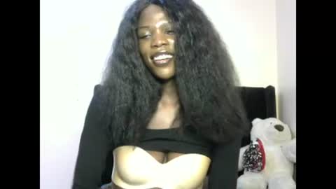 Snapshot of petite_lavi2 chatting on 02.23.25 petite_lavi2 online show from 02.23.25