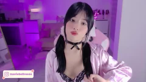 Snapshot of petite_marie_ chatting on 05.07.26 petite_marie_ online show from 05.07.26