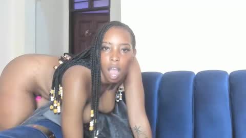Snapshot of petite_tanya chatting on 04.24.26 Tanya online show from 04.24.26