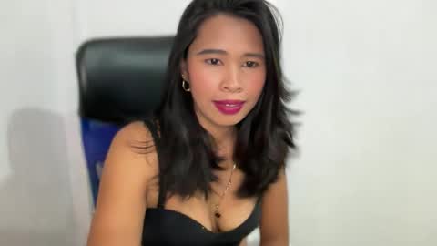 Snapshot of petiteasian01 chatting on 03.21.26 petiteasian01 online show from 03.21.26