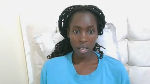 Snapshot of petiteblackjuicy chatting on 07.08.26 Amara online show from 07.08.26