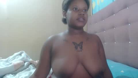 petitechocolatemommy online show from 11.25.25