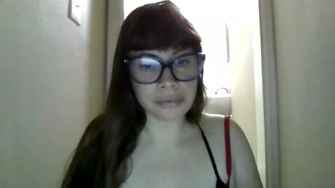 Snapshot of petitedoll30 chatting on 05.17.26 Petitedoll30 online show from 05.17.26