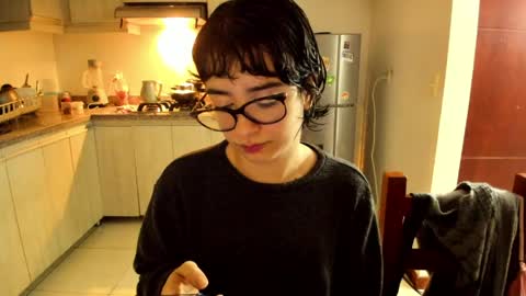 Snapshot of petitee_lunna chatting on 05.02.26 Lunna online show from 05.02.26