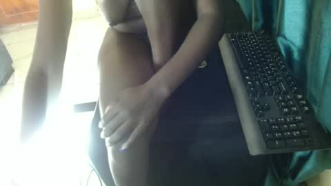 petiteme1 online show from 01.23.25