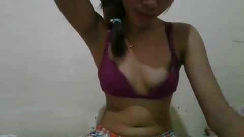 Snapshot of petitesexyasian chatting on 03.17.26 petitesexyasian online show from 03.17.26