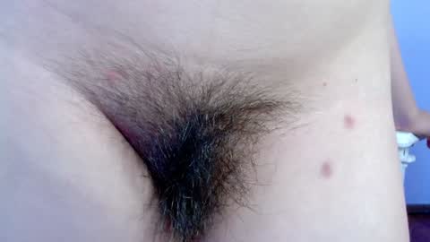 i.. .U can call me Nick ....    Help me to reach 200 thumbs up online show from 01.10.25