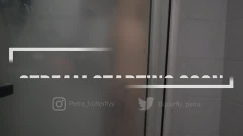 i.. .U can call me Nick ....    Help me to reach 200 thumbs up online show from 03.13.26