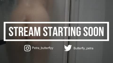 Snapshot of petra_butterfly chatting on 07.04.26 i.. .U can call me Nick .... Help me to reach 200 thumbs up online show from 07.04.26