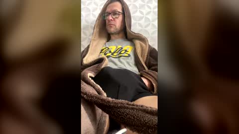Snapshot of petrovichxxx81 chatting on 04.10.26 petrovichxxx81 online show from 04.10.26