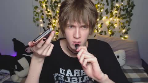 Snapshot of pexxide chatting on 02.07.26 soren online show from 02.07.26