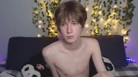 Snapshot of pexxide chatting on 02.10.26 soren online show from 02.10.26