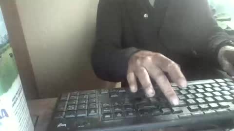 Snapshot of peyo873996 chatting on 04.14.26 peyo873996 online show from 04.14.26