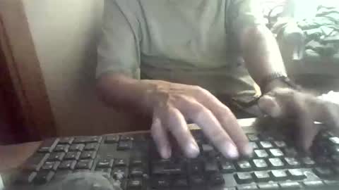 Snapshot of peyo873996 chatting on 04.22.26 peyo873996 online show from 04.22.26
