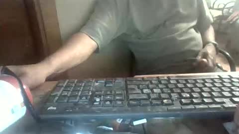 Snapshot of peyo873996 chatting on 05.24.26 peyo873996 online show from 05.24.26