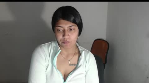 Snapshot of peytonbrunette chatting on 02.14.26 Dulce online show from 02.14.26