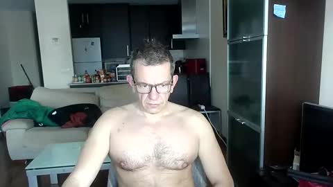 Snapshot of pg19clp4191zm chatting on 02.10.26 Alex online show from 02.10.26