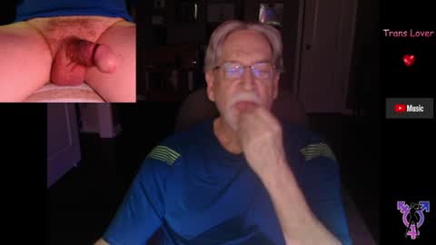 Snapshot of pghk2000 chatting on 06.26.26 George online show from 06.26.26