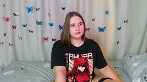 Snapshot of phantommira chatting on 01.24.25 phantommira online show from 01.24.25