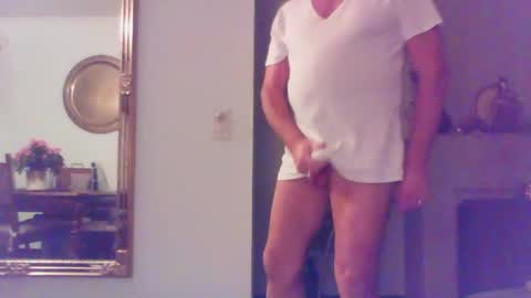 Snapshot of phil279 chatting on 03.11.25 Phil online show from 03.11.25