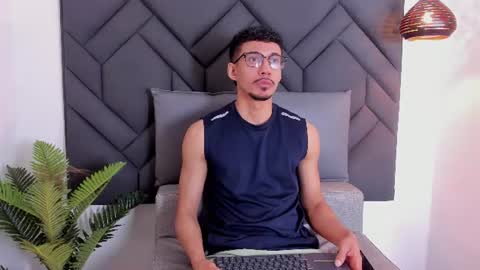 Snapshot of philip_collins chatting on 06.10.26 Milo online show from 06.10.26