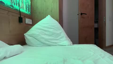 Snapshot of philipp1112 chatting on 12.20.24 philipp1112 online show from 12.20.24