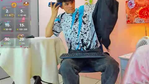 Snapshot of philippsx chatting on 02.18.26 PHILLIP online show from 02.18.26