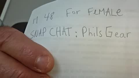 Snapshot of philllllll508346 chatting on 11.29.25 philllllll508346 online show from 11.29.25