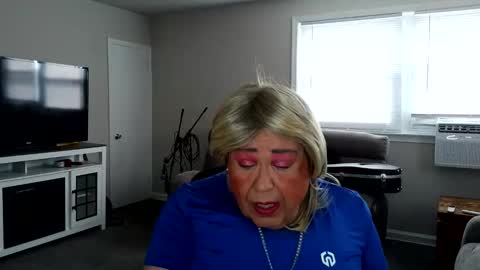 Snapshot of phillyguy195601 chatting on 04.18.26 Geri online show from 04.18.26