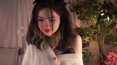 Snapshot of philomenafrost chatting on 12.06.24 Hitomi oo online show from 12.06.24