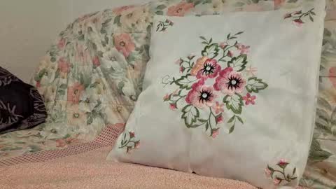 philos1979 online show from 10.20.25