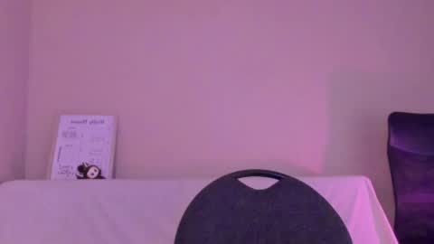 Snapshot of phoenixx_x chatting on 04.07.26 phoenixx_x online show from 04.07.26