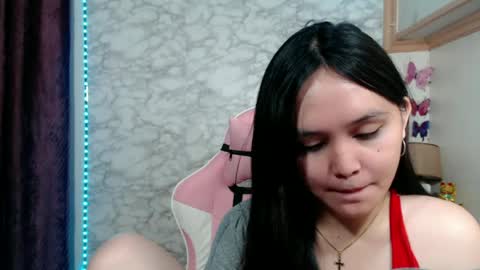 Snapshot of pia_intownx chatting on 06.19.26 Ms Pia online show from 06.19.26