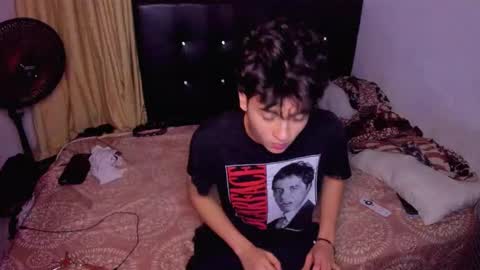 picaszomilos350 online show from 02.09.26