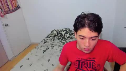 picaszomilos350 online show from 03.04.26