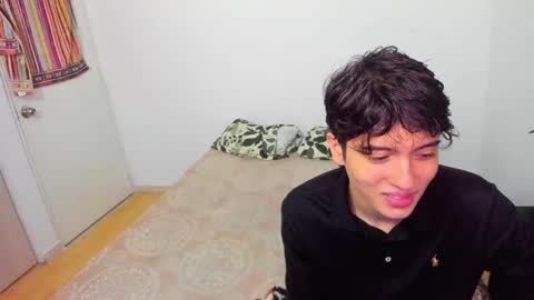 picaszomilos350 online show from 03.10.26