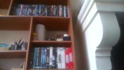 Snapshot of pichoun71 chatting on 12.31.24 pichoun71 online show from 12.31.24