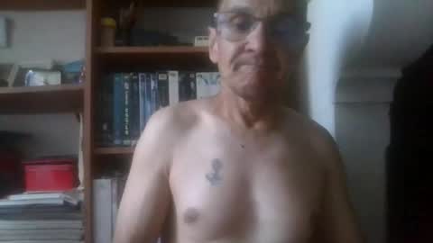 Snapshot of pichoun71 chatting on 07.15.26 pichoun71 online show from 07.15.26
